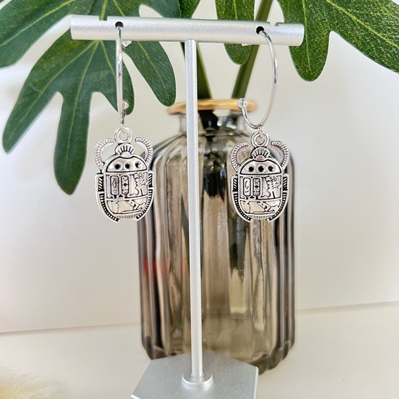 Ancient Egyptian Earrings - Protection Earrings - Egyptian Scarab Beetle Hoops - Picture 9 of 9